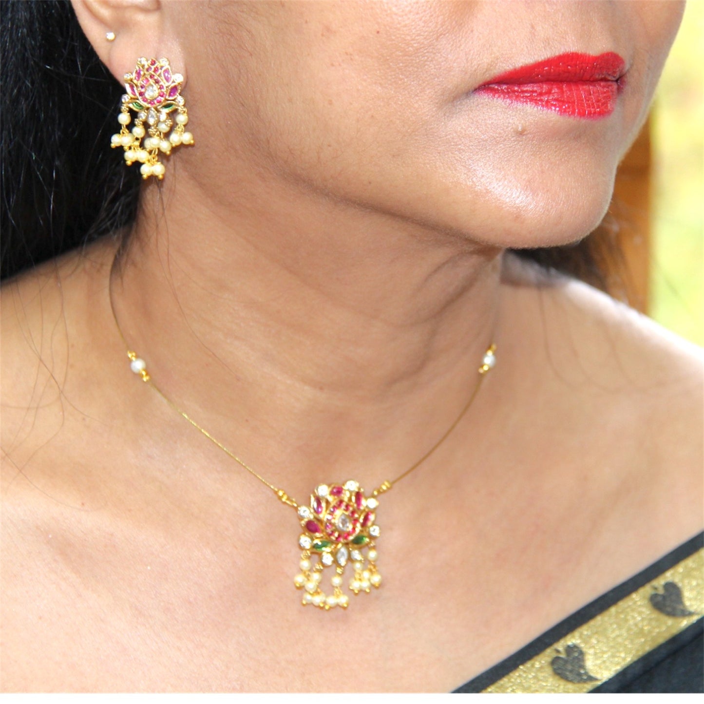 Lotus Invisible Neckwear Set