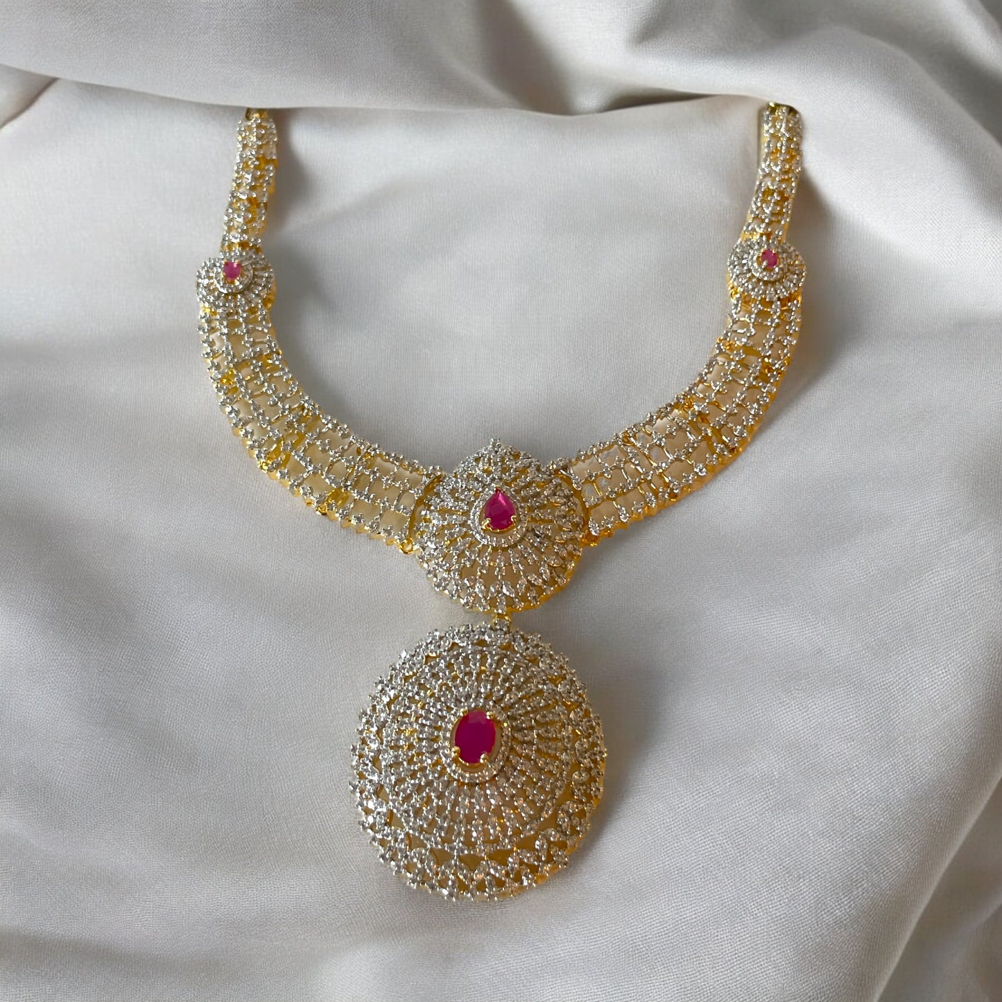 Bridal Red Pendant Neckwear Set