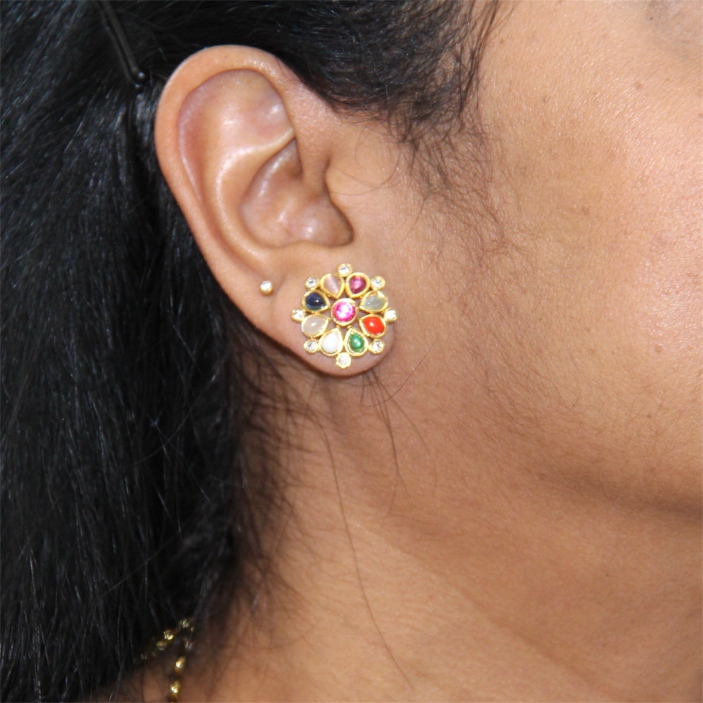 Navaratna Neckwear Set