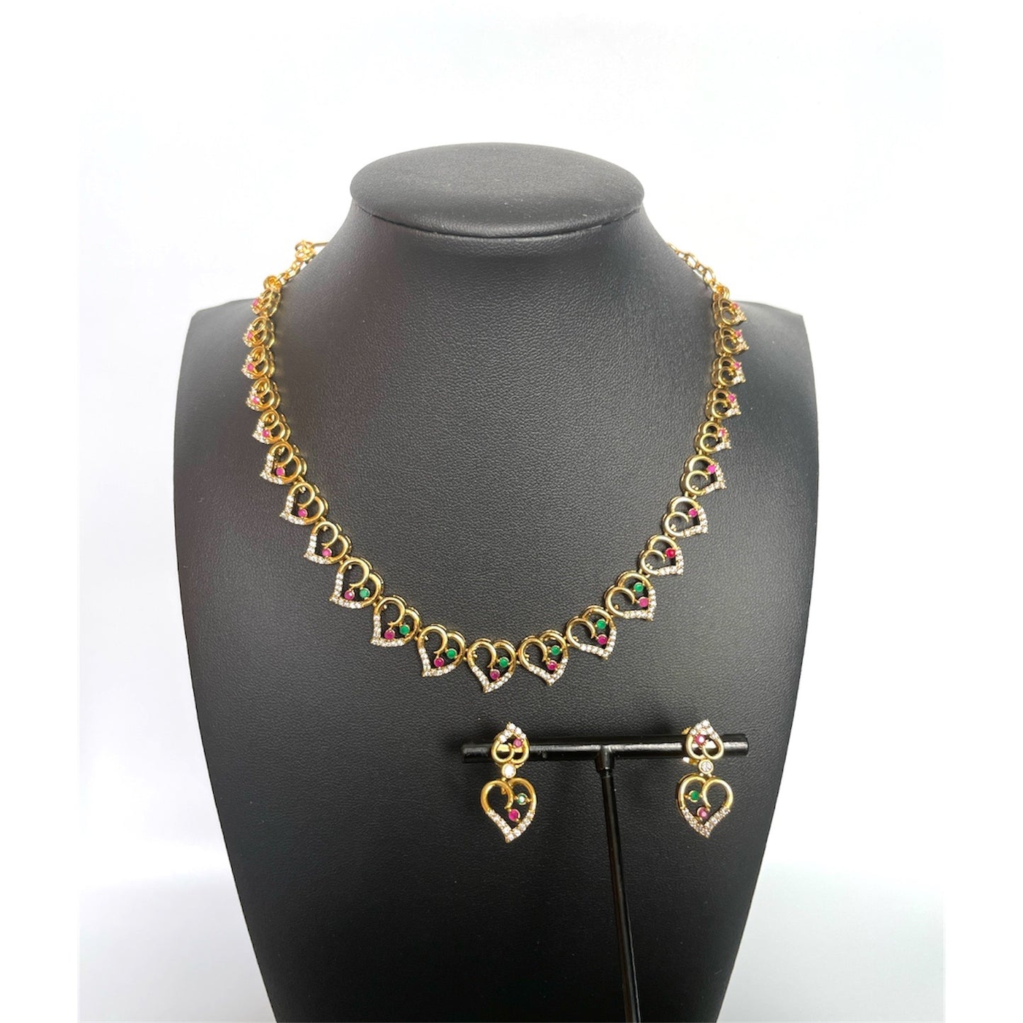 Dazzling Petite Stone Neckwear Set
