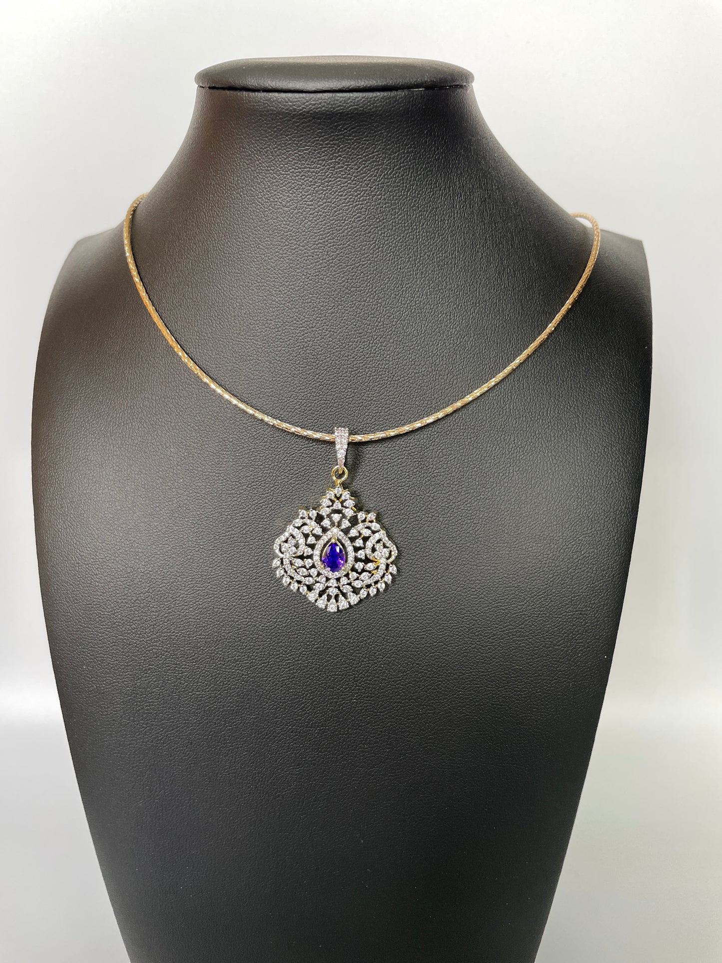 AD purple stone diamond like neckwear set