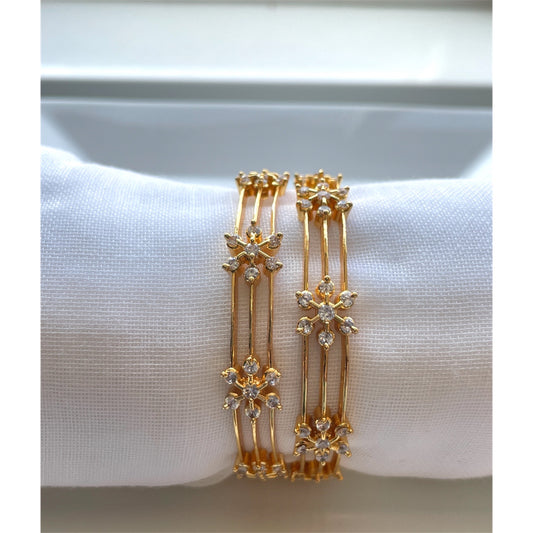 Triple-String Bangle with White Stone Flower Motif