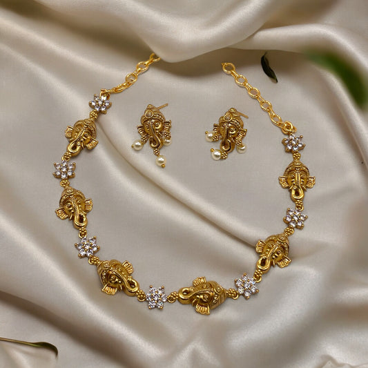 Radiant Ganesha Neckwear set