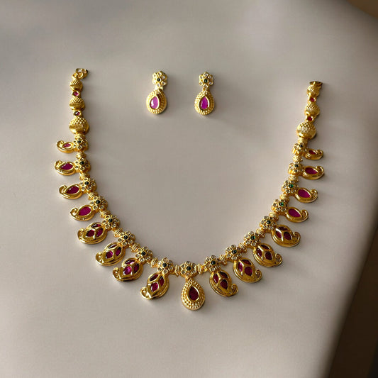 Gold Maanga Neckwear Set with Kemp Stones