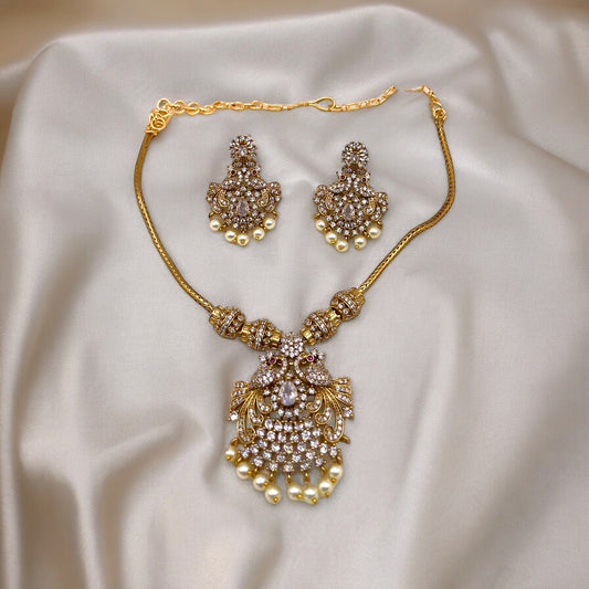 Butter Chain and Peacock Neckwear set