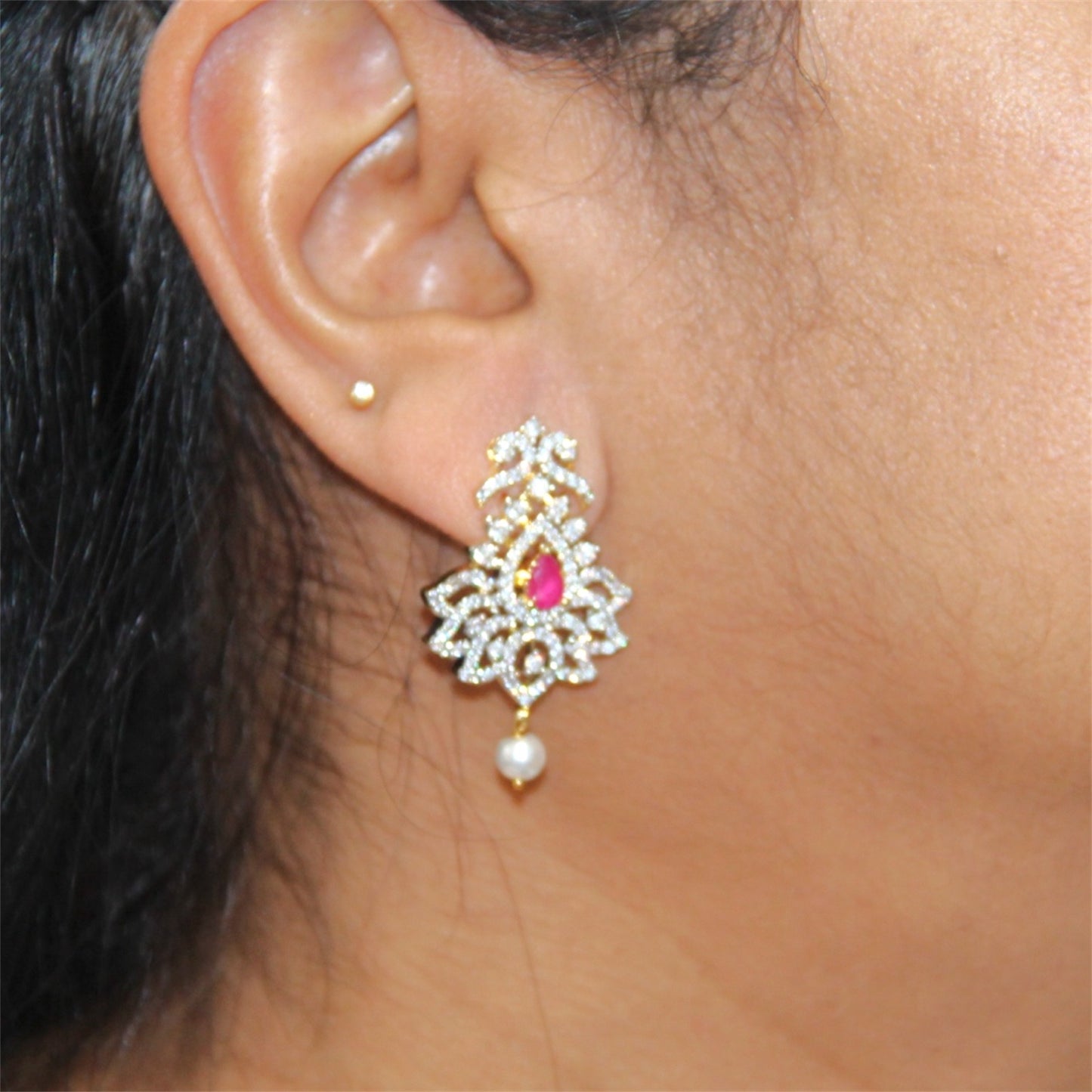 Diamond Lookalike Neckwear Set