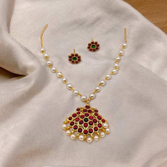 Pearl n Kemp Neckwear Set