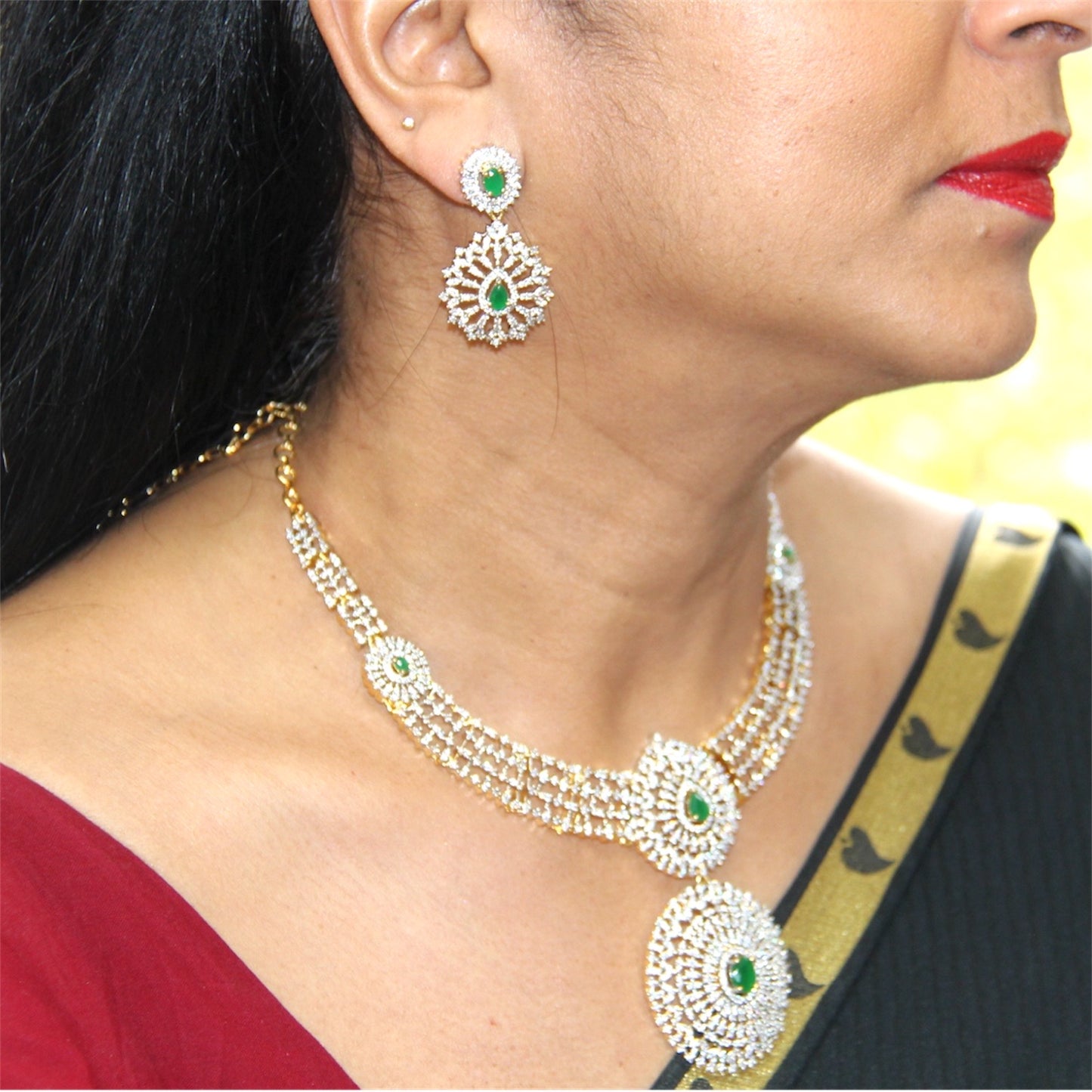 Bridal Green Pendant Neckwear Set